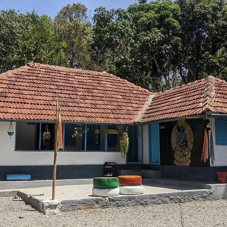 Crossroads Hostel 1957 Kalpetta Exterior photo